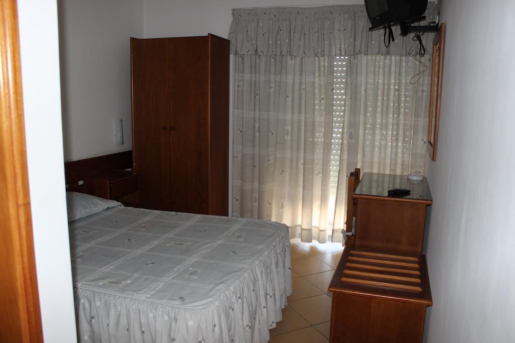 Dom Fernando I Hotel Loule Room photo